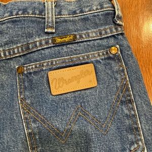 Wrangler Jeans Boot Cut.